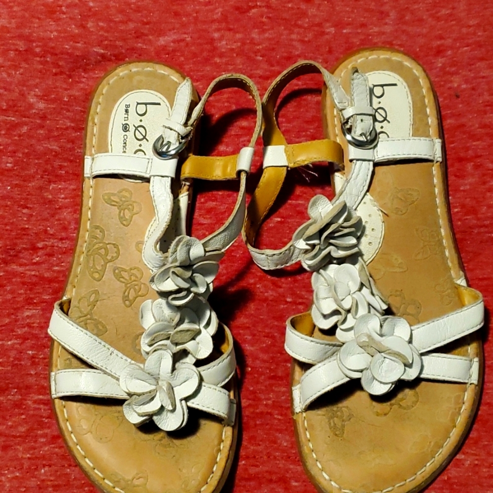 Born leather flower Sandals / white 8.5
